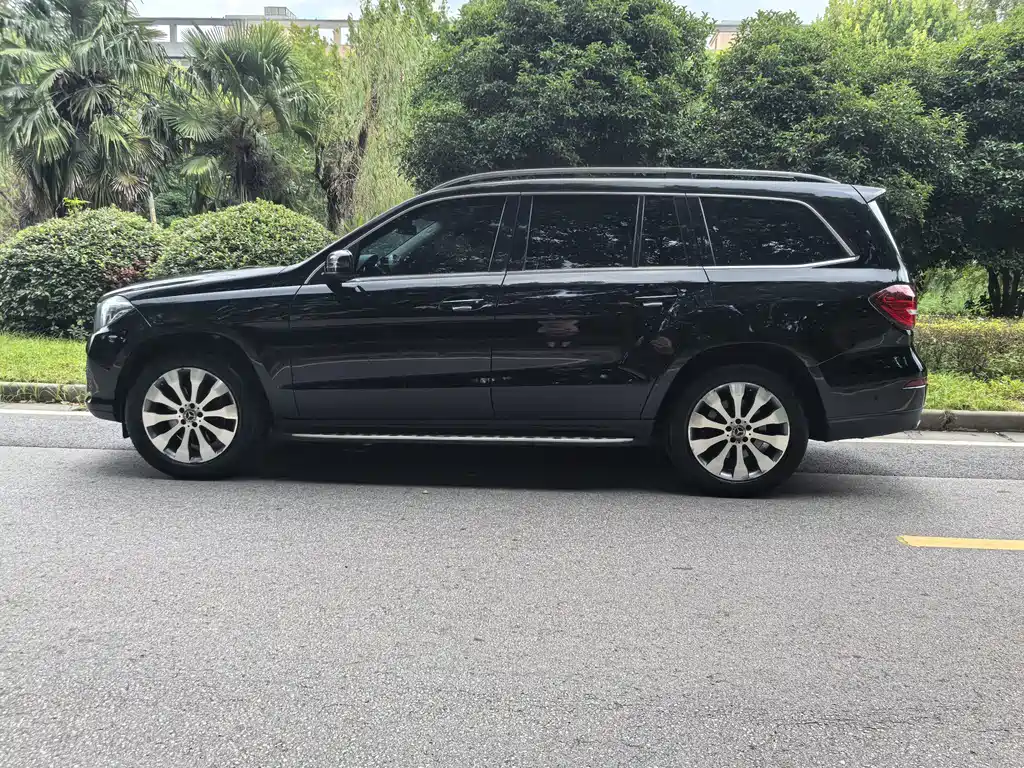 Mercedes-Benz GLS 2017 — фото 4