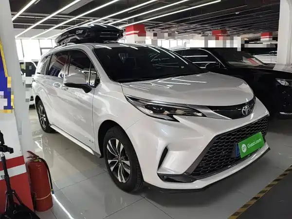 Toyota Granvia 2025