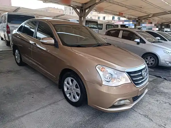 Dongfeng Fengshen A60 2015