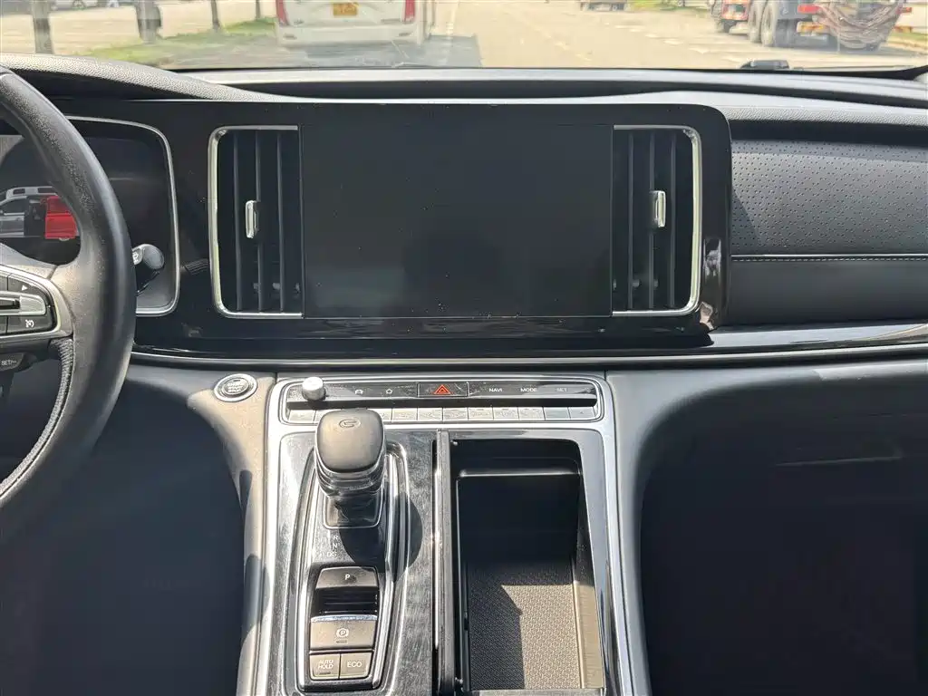 GAC Motor Trumpchi M8 2022 — фото 19