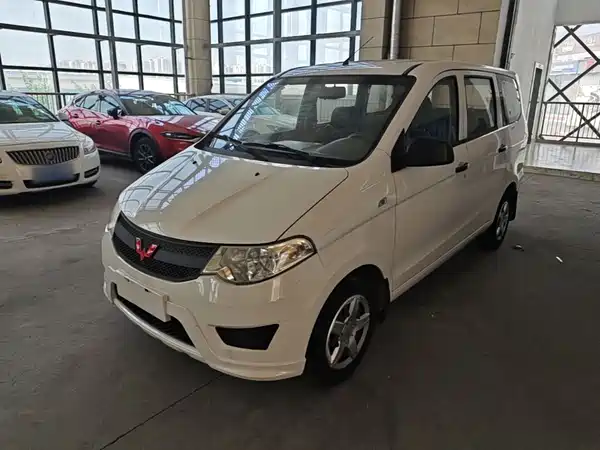 Wuling Hongguang 2019