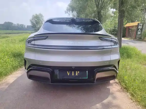 Xiaomi YU7 2025