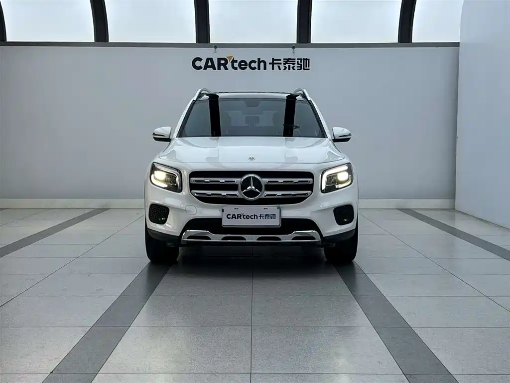 Mercedes-Benz GLB 2023 — фото 2
