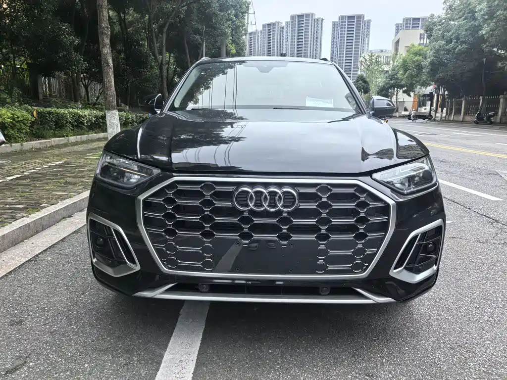 Audi Q5L 2023 — фото 3