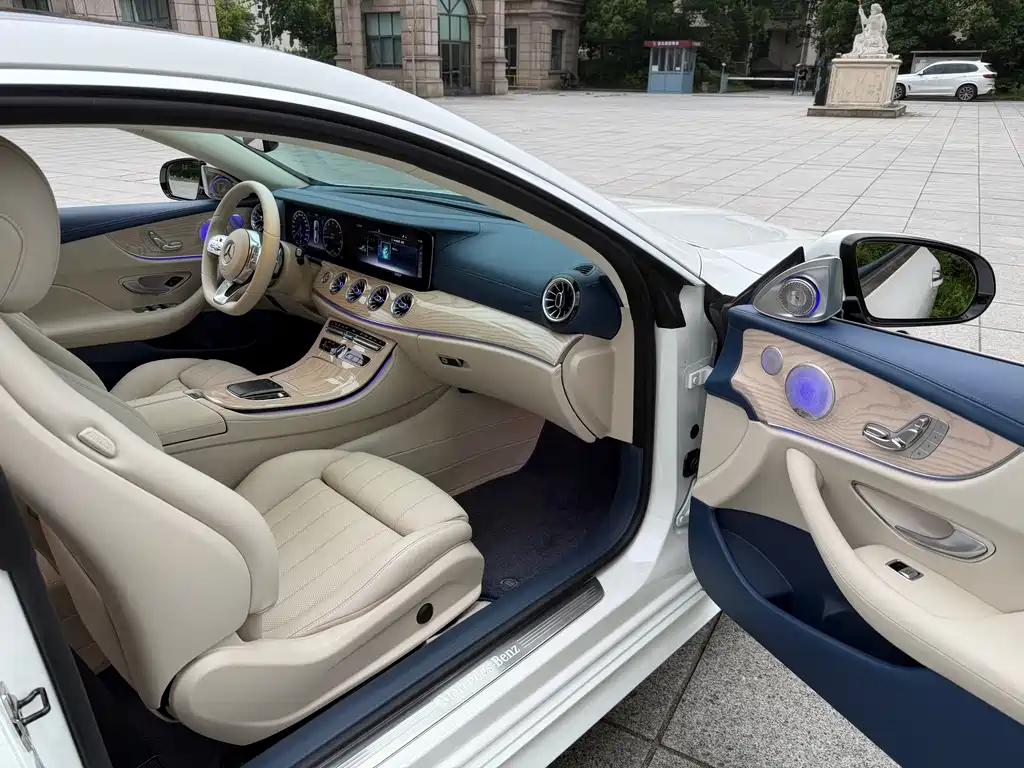 Mercedes-Benz E-Class 2020 — фото 11