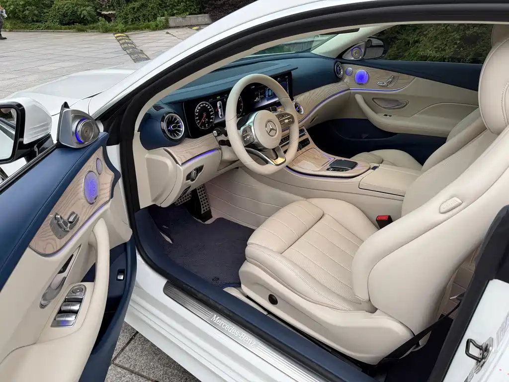 Mercedes-Benz E-Class 2020 — фото 16