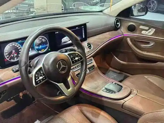 Mercedes-Benz E-Class 2020 — фото 5