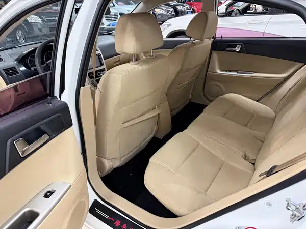 Brilliance H330 2013