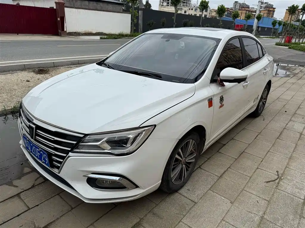 Roewe i5 2019 — фото 1