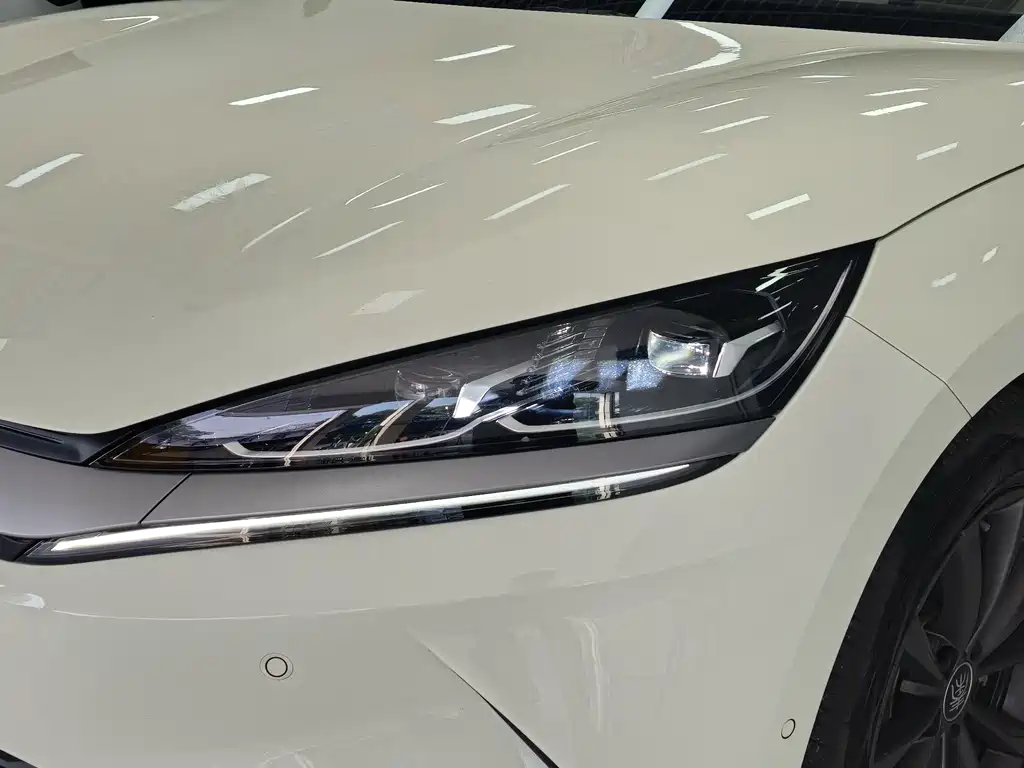 BYD Qin L 2025 — фото 10