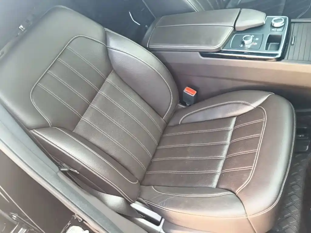 Mercedes-Benz GLE 2018 — фото 25