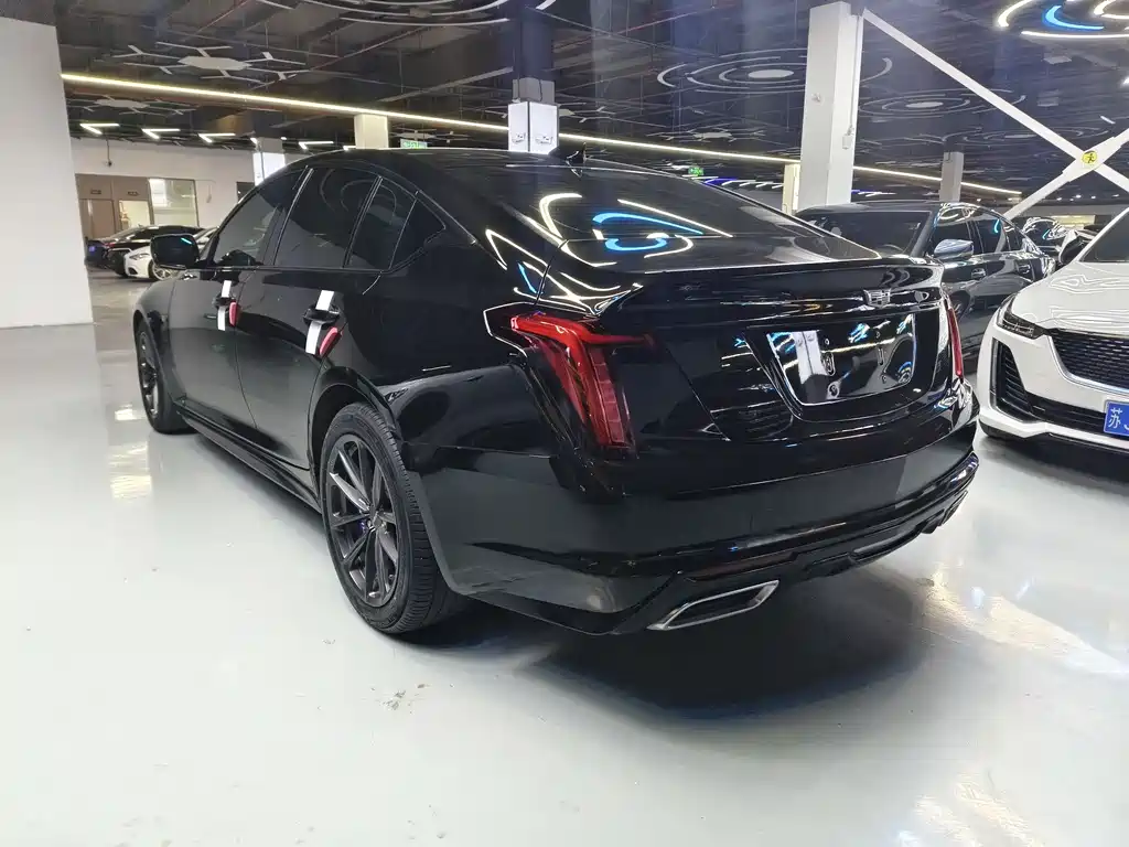 Cadillac CT5 2022 — фото 14