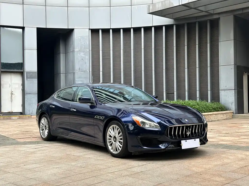 Maserati Quattroporte 2016 — фото 3