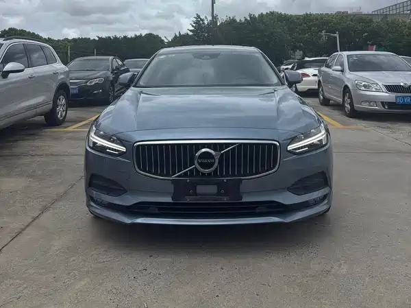 Volvo S90 2018