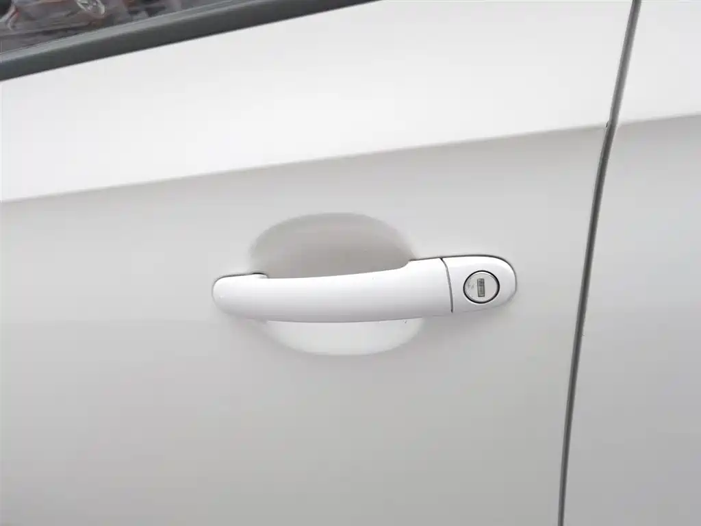 Skoda Rapid 2018 — фото 18