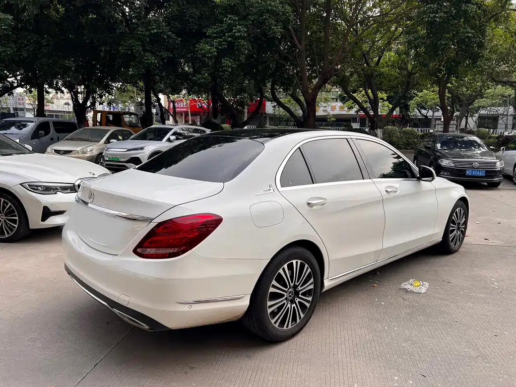 Mercedes-Benz C-Class 2018 — фото 2