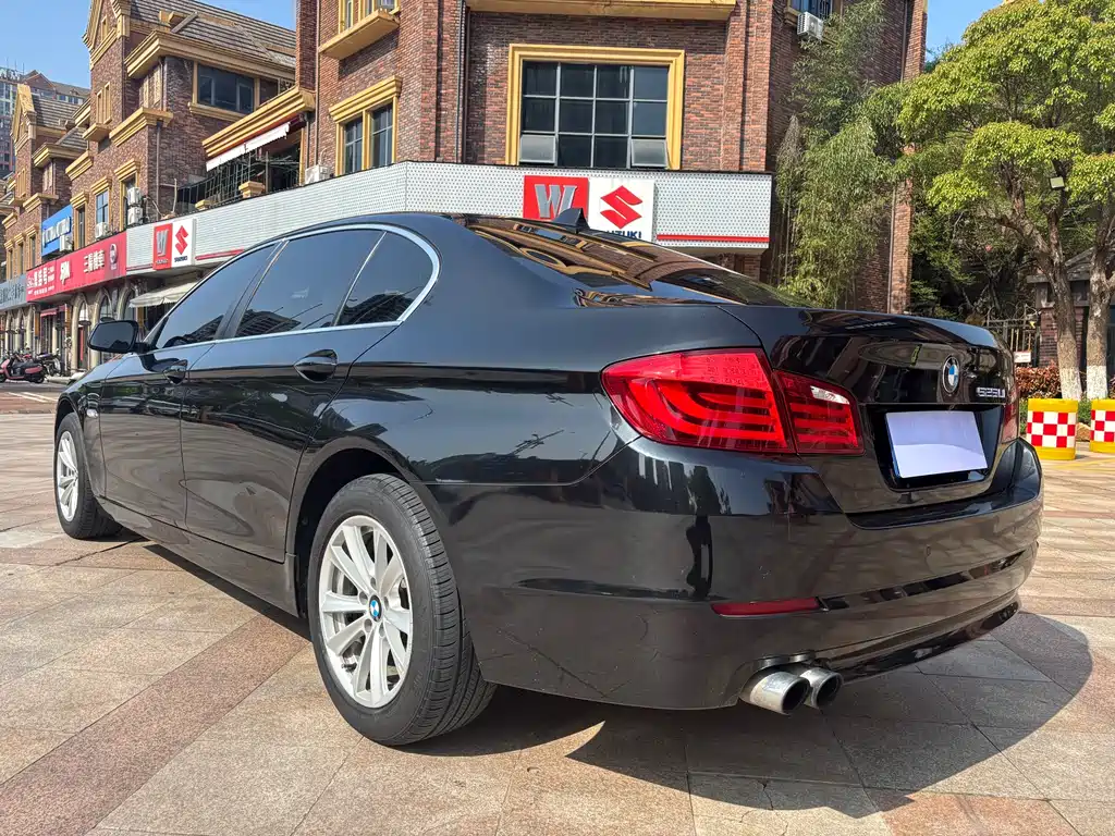 BMW 5 Series 2013 — фото 21
