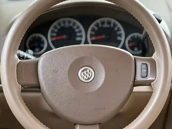 Buick GL8 2014