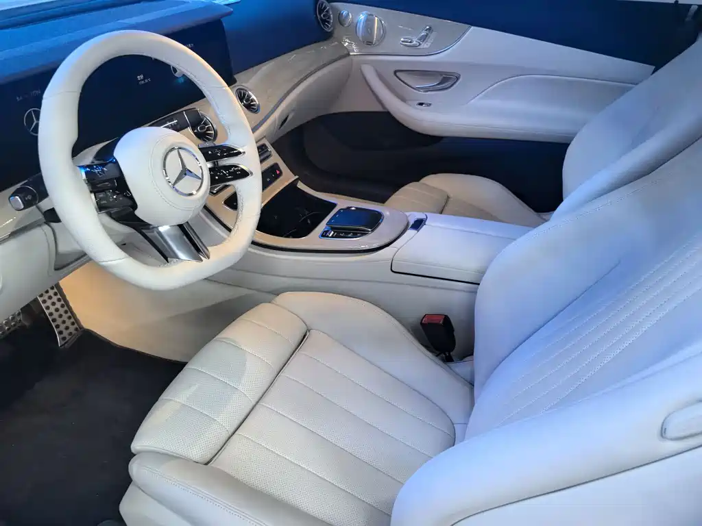 Mercedes-Benz E-Class 2021
