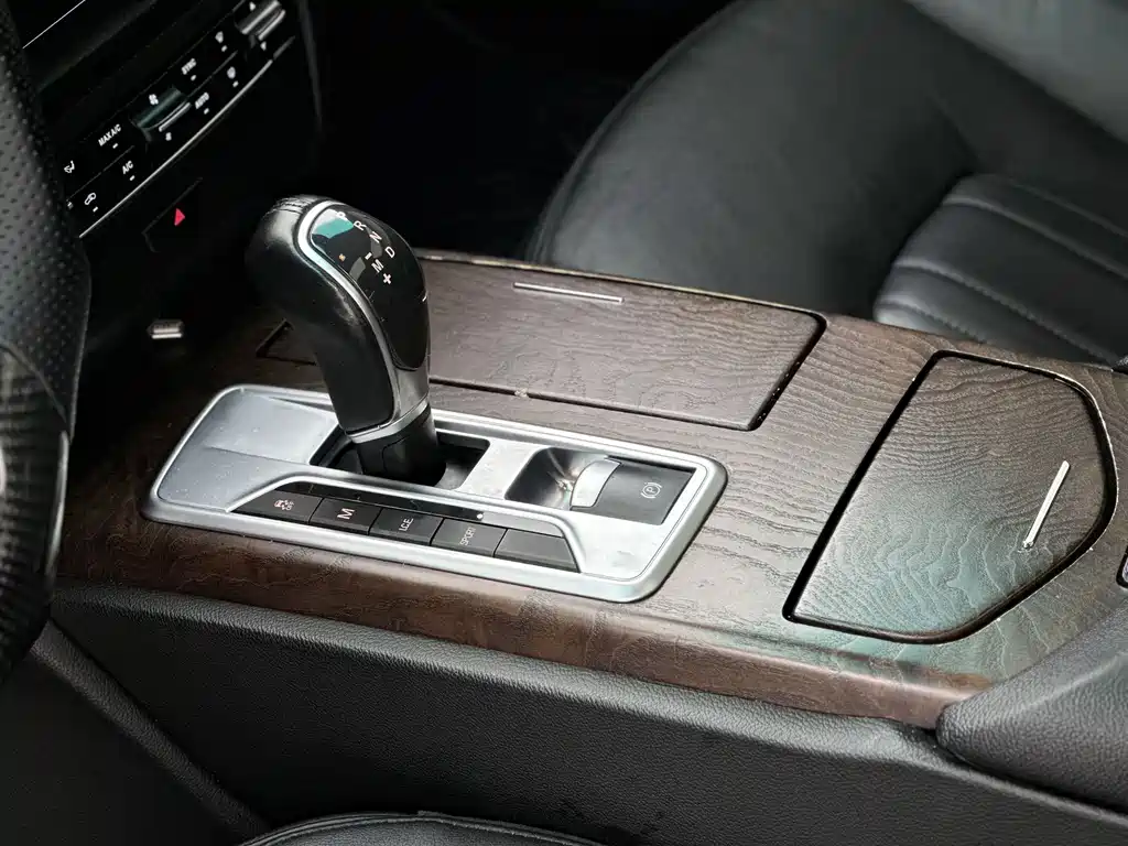 Maserati Ghibli 2016 — фото 10