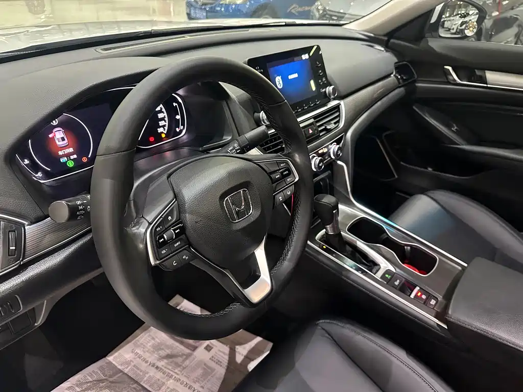 Honda Accord 2020 — фото 5