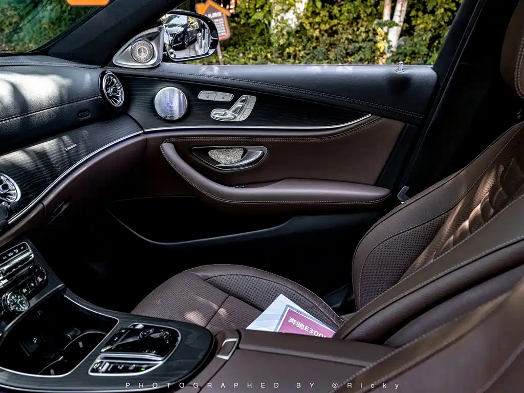 Mercedes-Benz E-Class 2021 — фото 6
