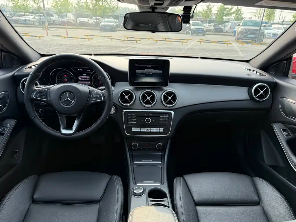 Mercedes-Benz CLA 2017 — фото 17