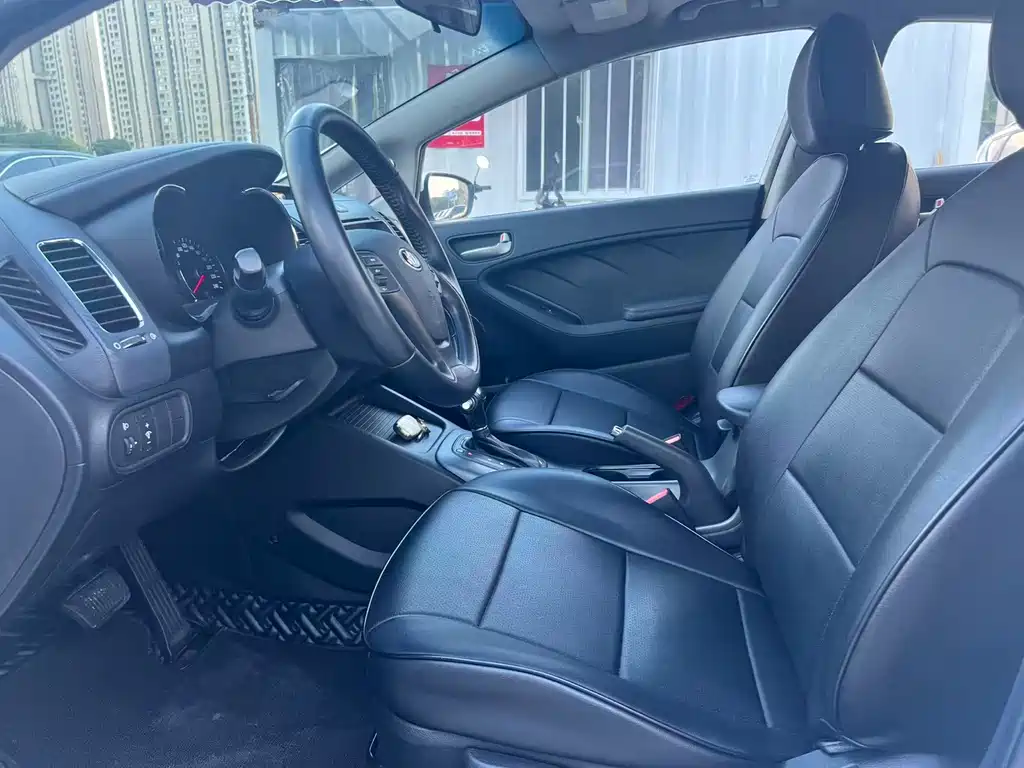 Kia K3 2015