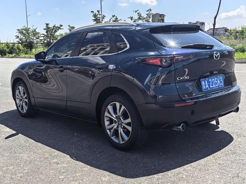 Mazda CX-30 2022 — фото 4