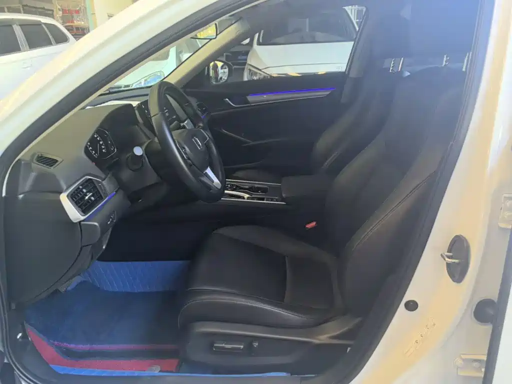 Honda Accord 2023 — фото 15