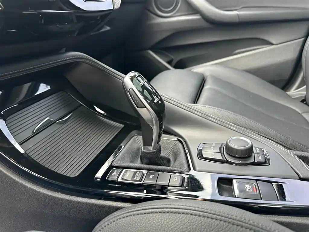 BMW X2 2019 — фото 15