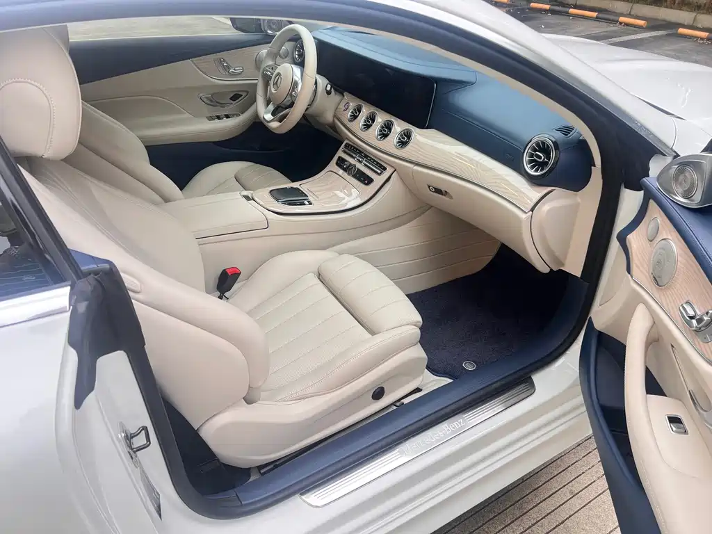 Mercedes-Benz E-Class 2020 — фото 19
