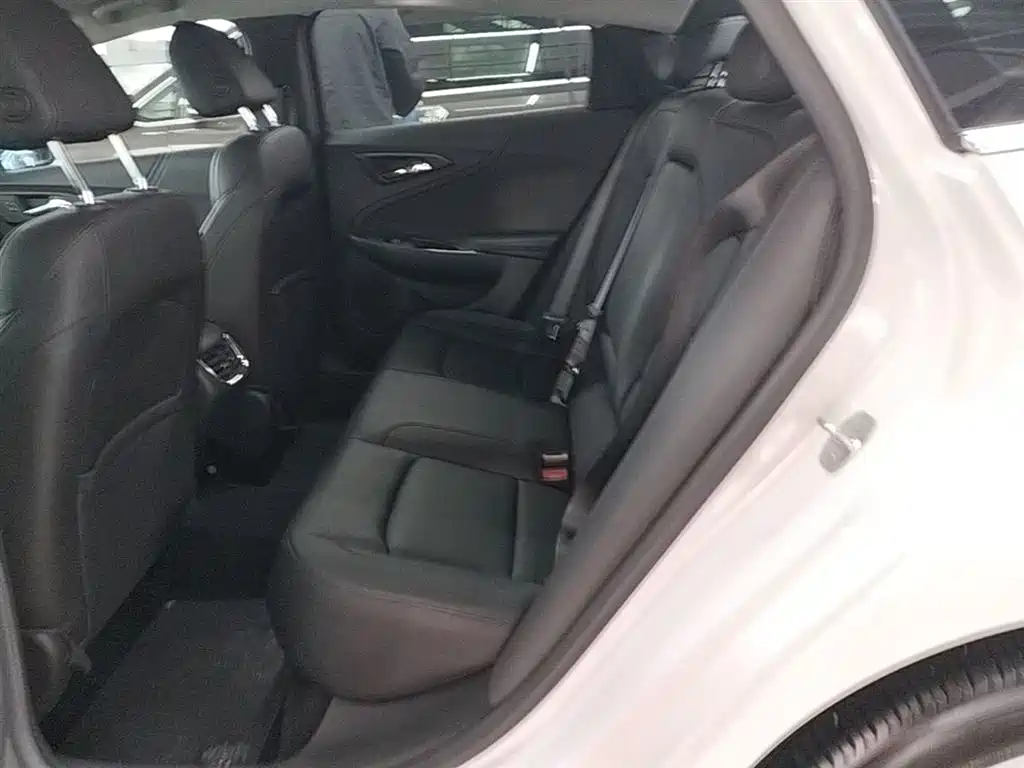 Chevrolet Malibu XL 2023 — фото 17