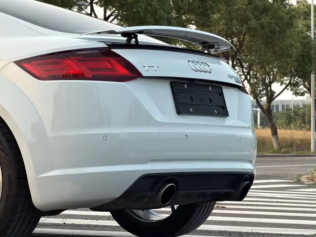 Audi TT 2016 — фото 12
