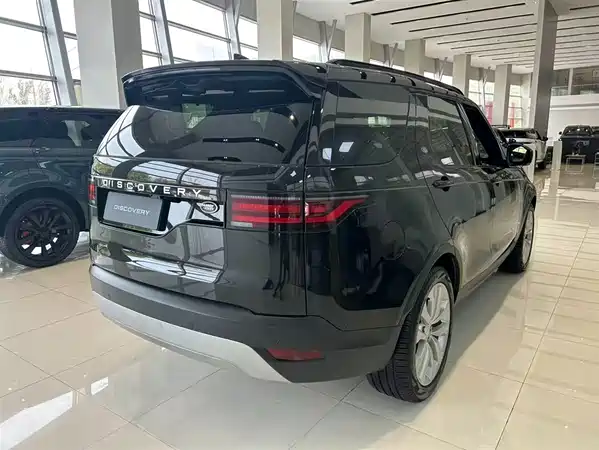 Land Rover Discovery 2025