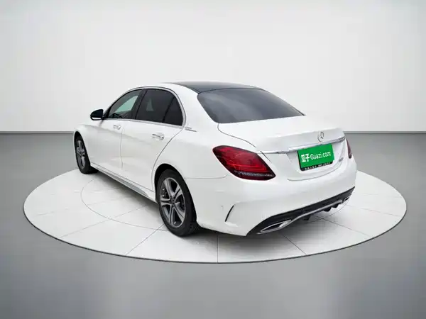 Mercedes-Benz C-Class 2021