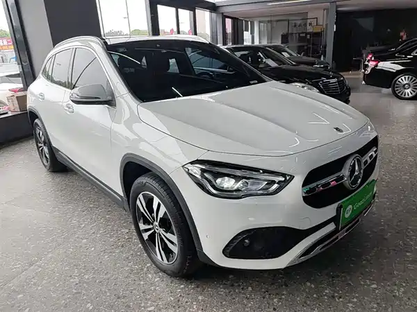 Mercedes-Benz GLA 2022