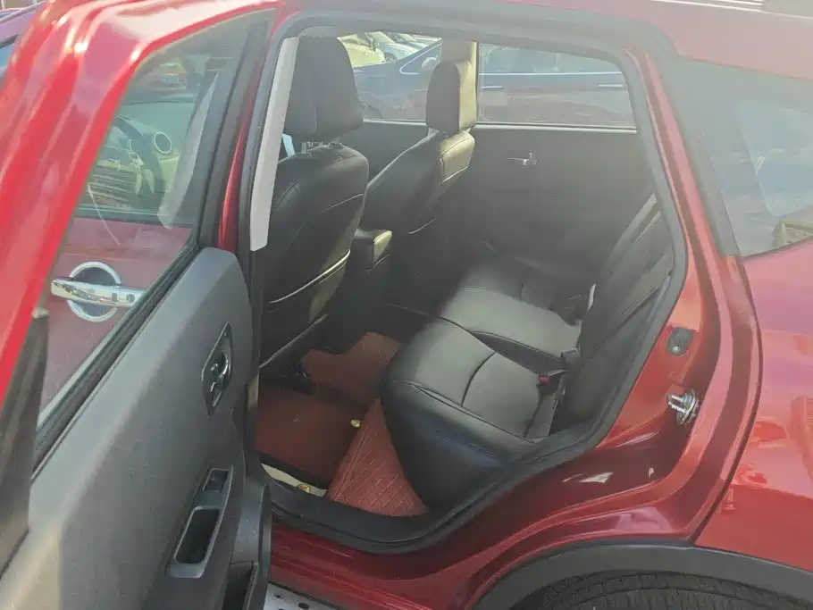 Nissan Qashqai 2014 — фото 11