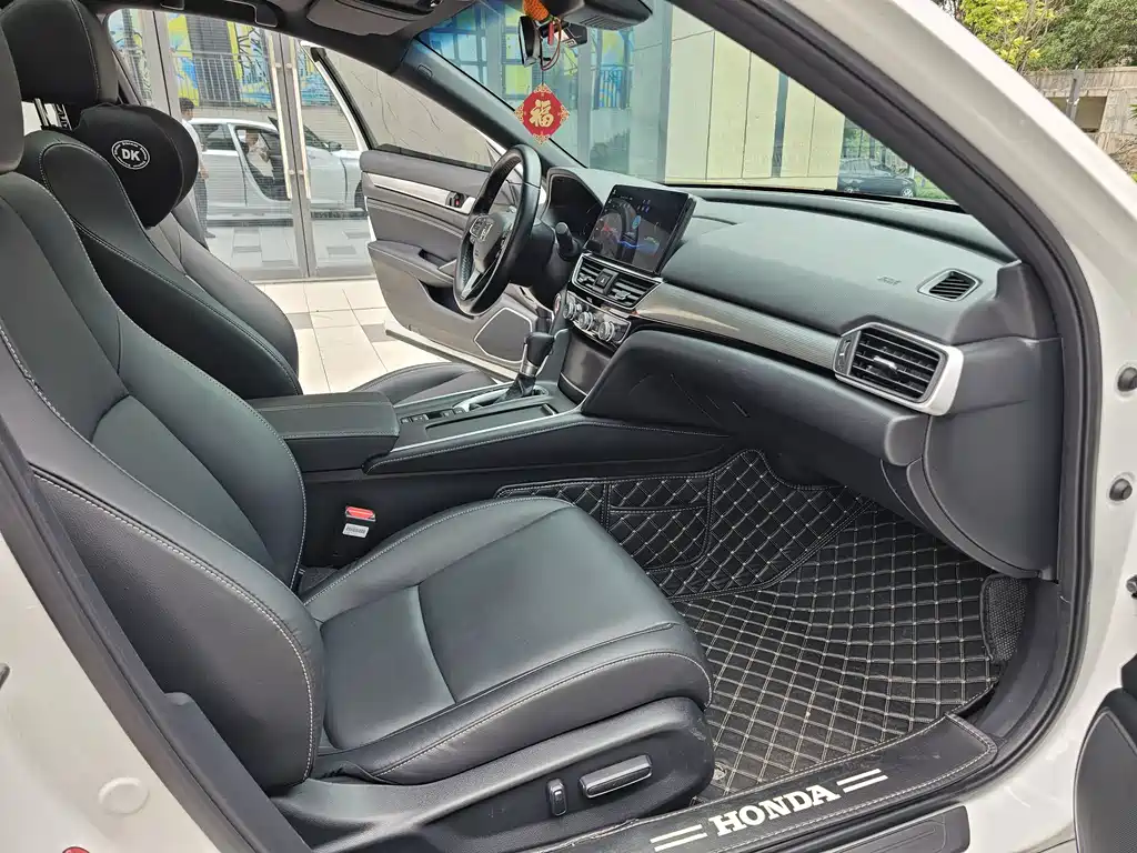 Honda Inspire 2022 — фото 10