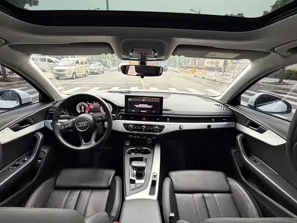 Audi A4L 2020