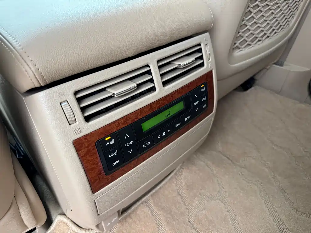 Toyota Land Cruiser 2013 — фото 19