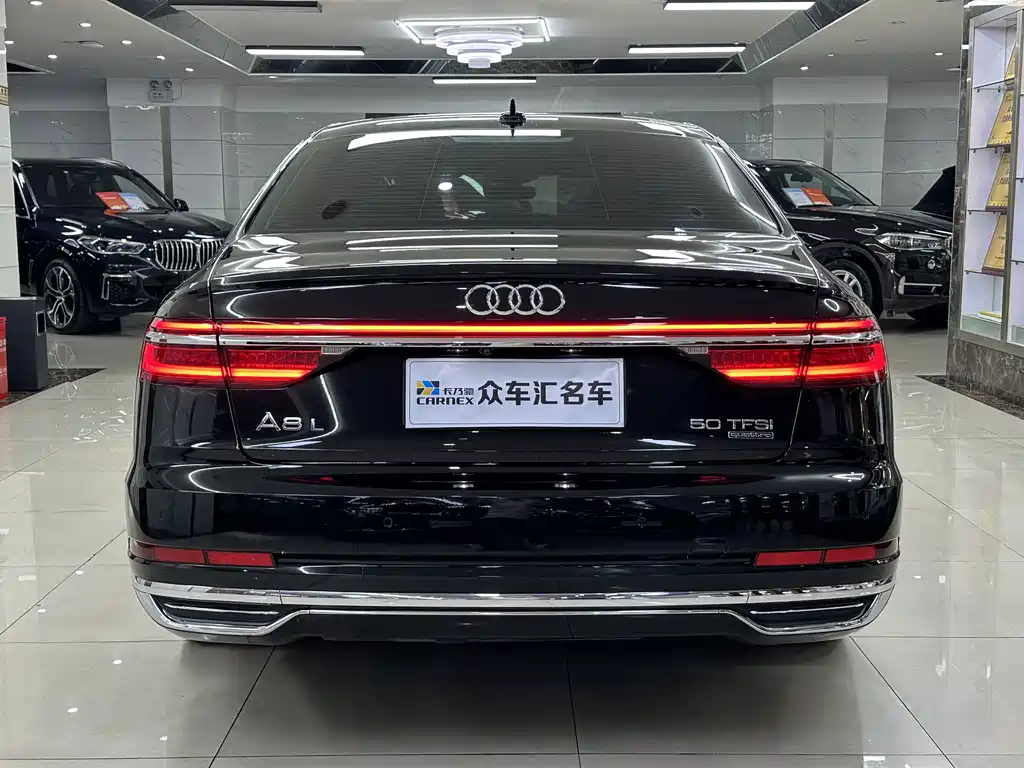 Audi A8 2019 — фото 5