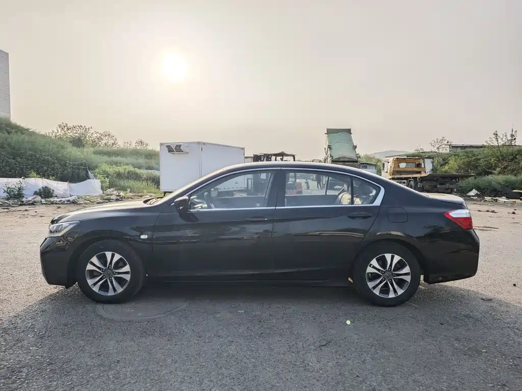 Honda Accord 2014 — фото 13