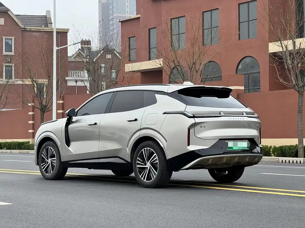 Lynk & Co 08 EM-P 2024 — фото 7