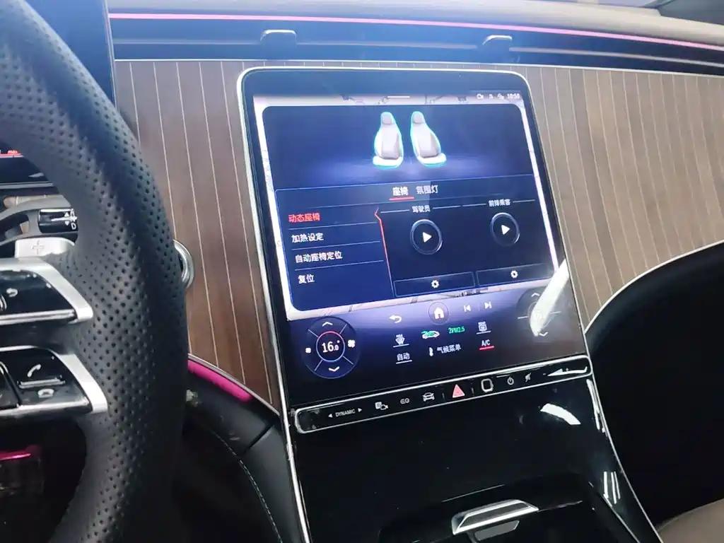 Mercedes-Benz EQE SUV 2023 — фото 13