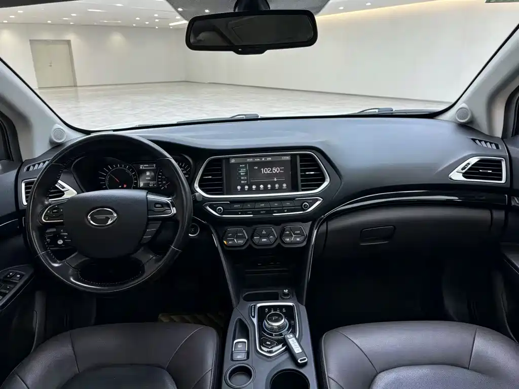 GAC Trumpchi GS4 New Energy 2019 — фото 6