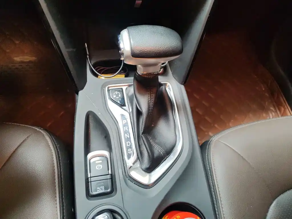 GAC Trumpchi GS4 2017 — фото 15