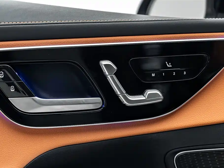 Mercedes-Benz GLC 2023 — фото 16