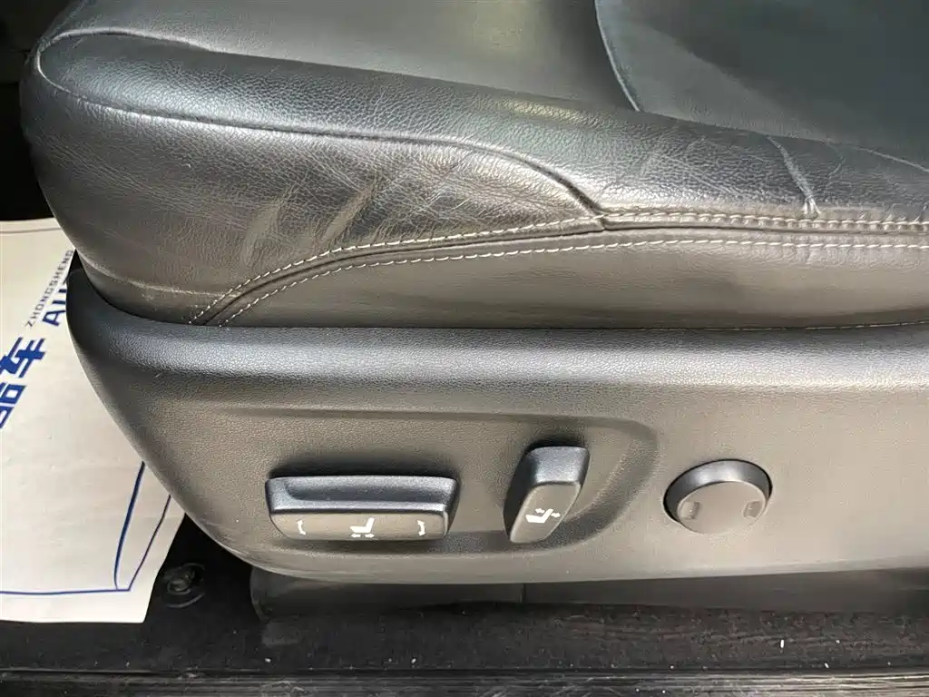 Toyota Prado 2016 — фото 12