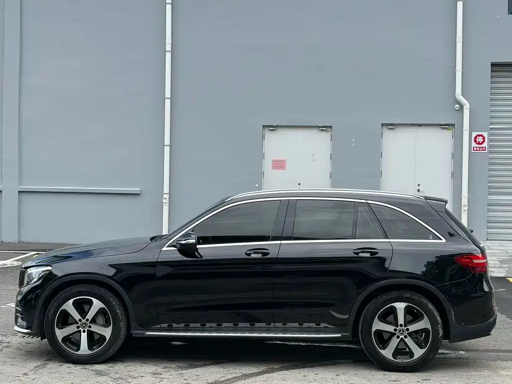 Mercedes-Benz GLC 2018 — фото 7